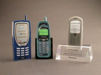 Deal  gift-1125 cell phones 