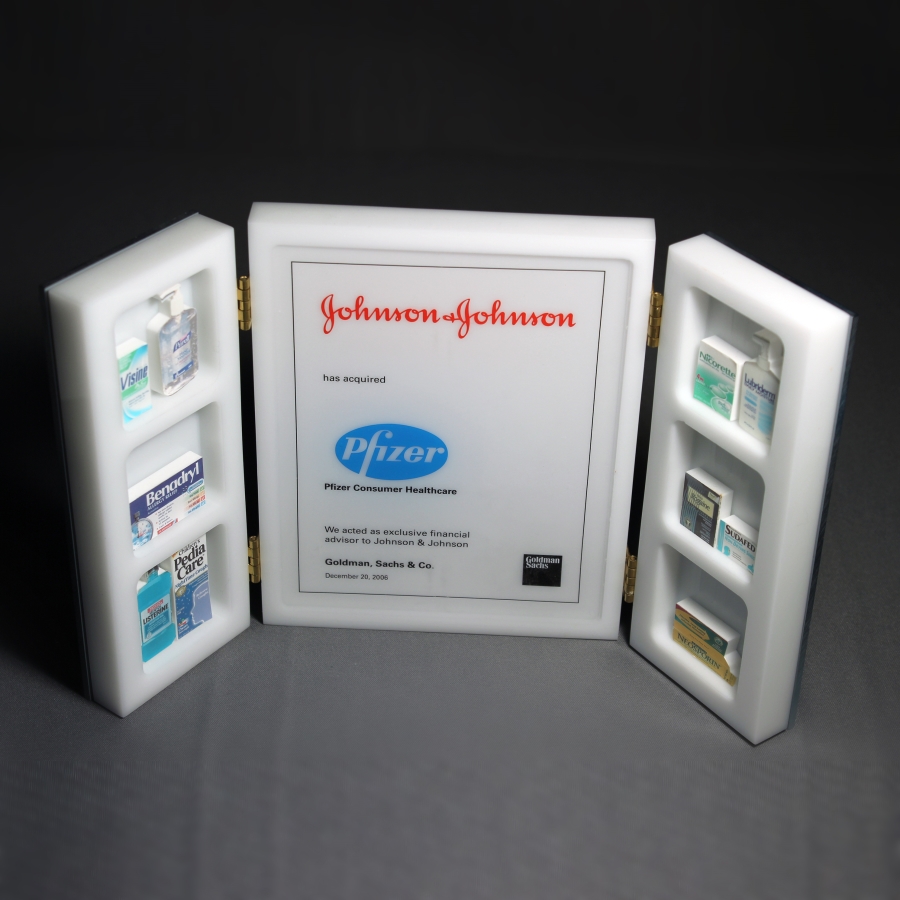 Lucite recognition pharmaceutical medicine cabinet award or display